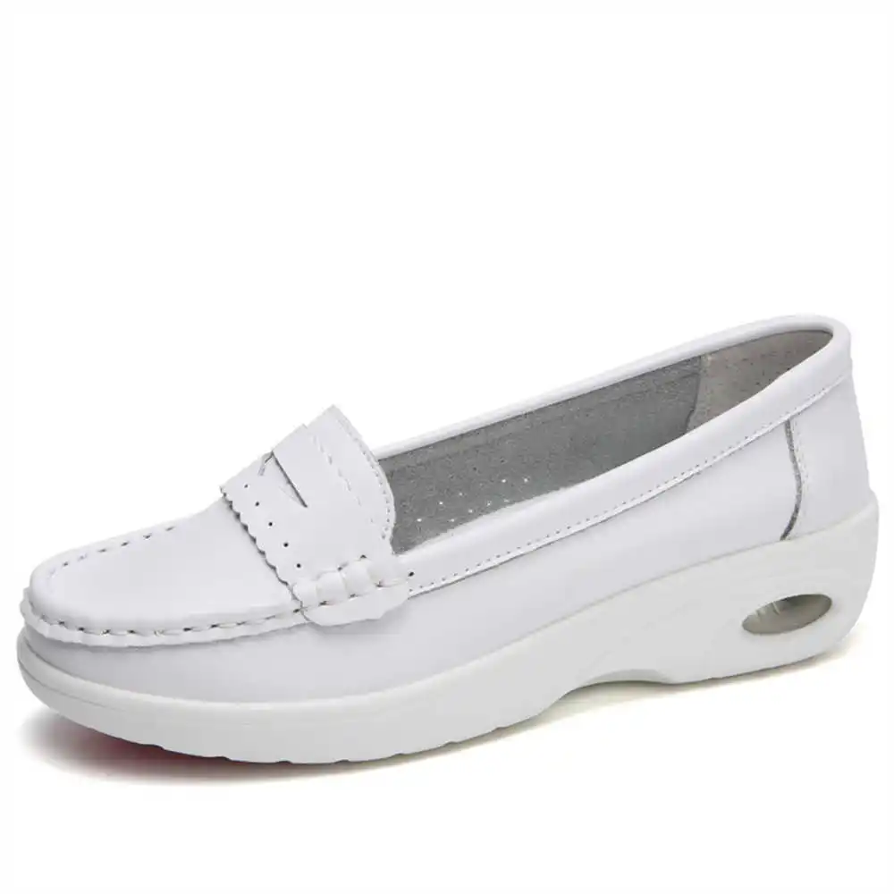 Thick Sole Slipon White Traine - مراجعة Women'S Formal Wear Names وسعره