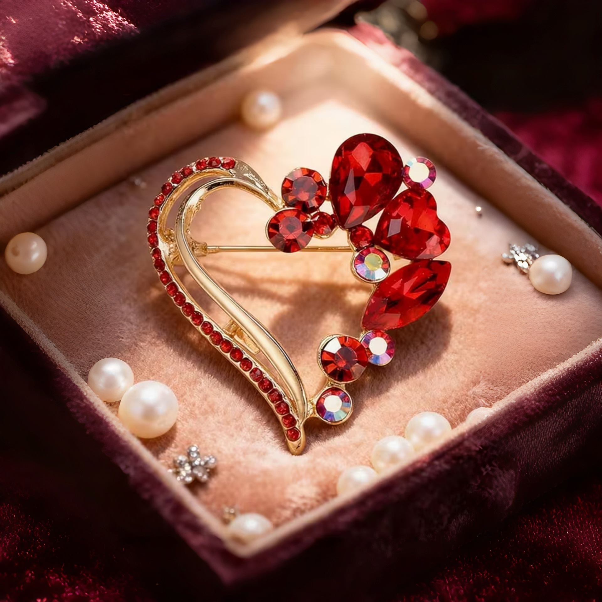 Red Crystal Open Heart Brooch  - مراجعة Women'S Formal Day Wear وسعره