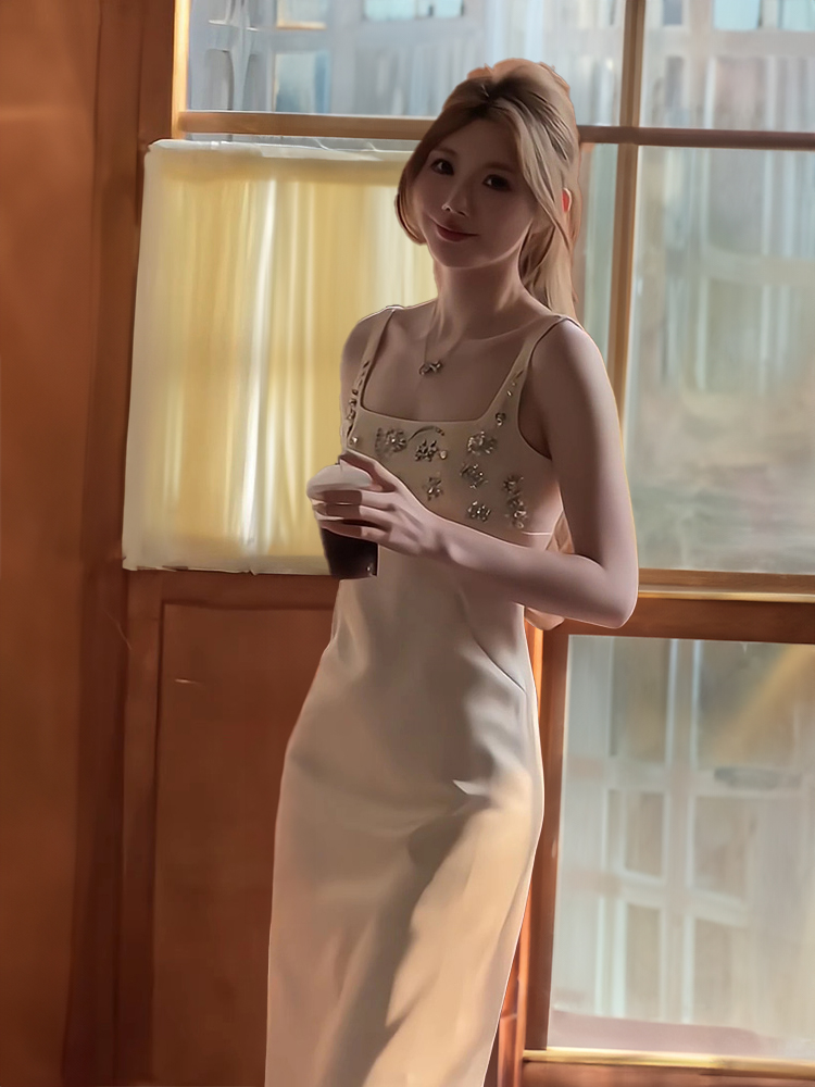 Elegant Heavy Work Satin Eveni - مراجعة Women'S Formal Wear For Girls وسعره
